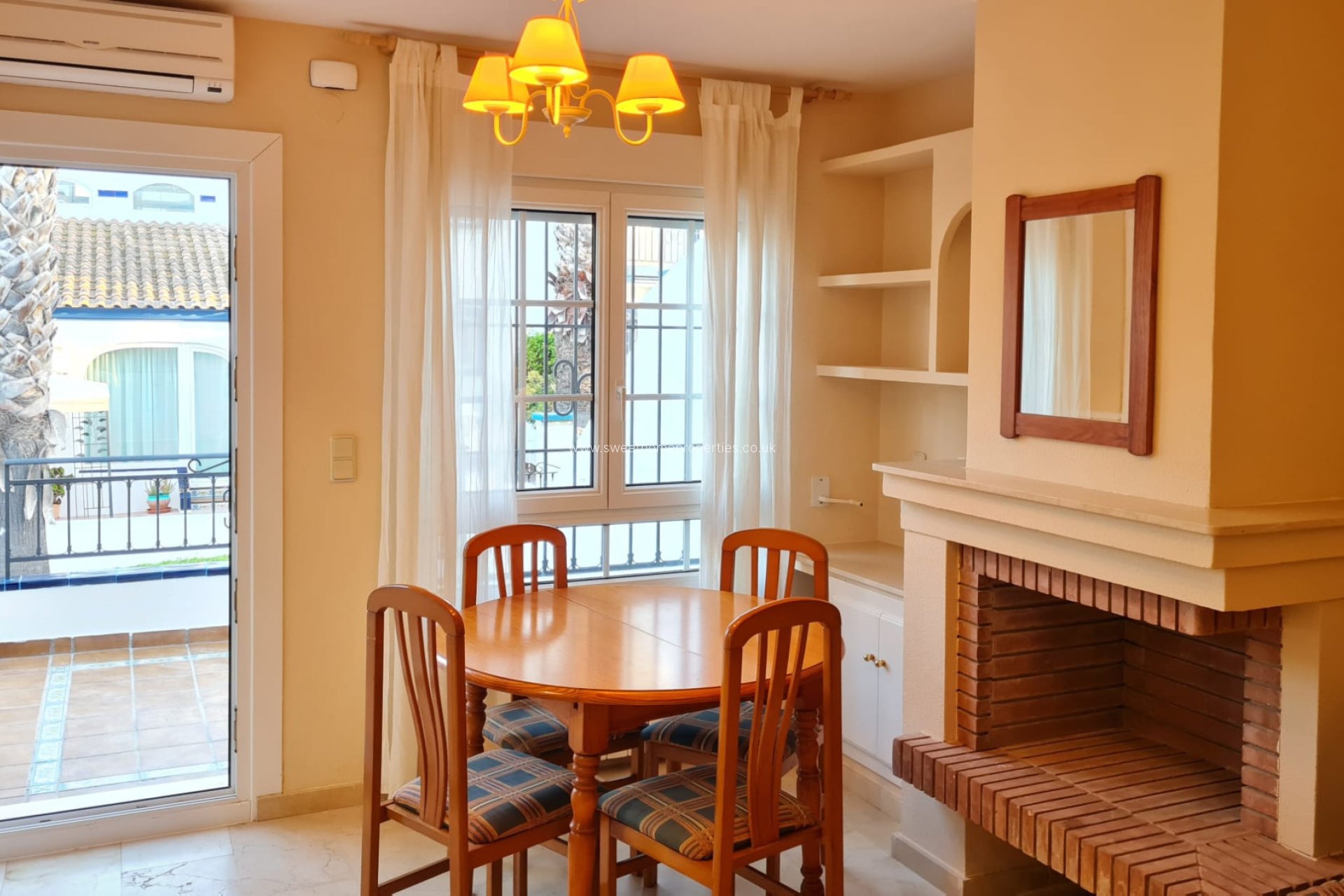 Herverkoop - Town house - Villamartin
