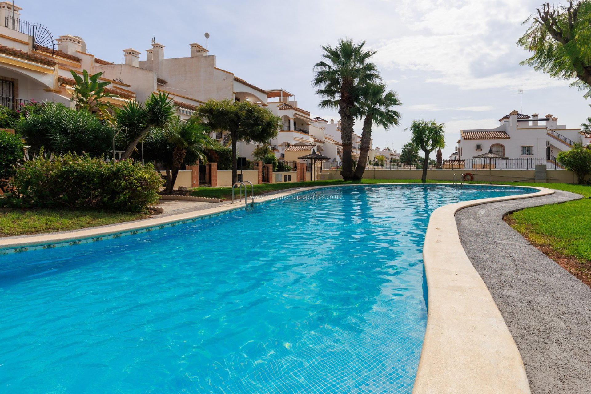 Herverkoop - Town house - Villamartin