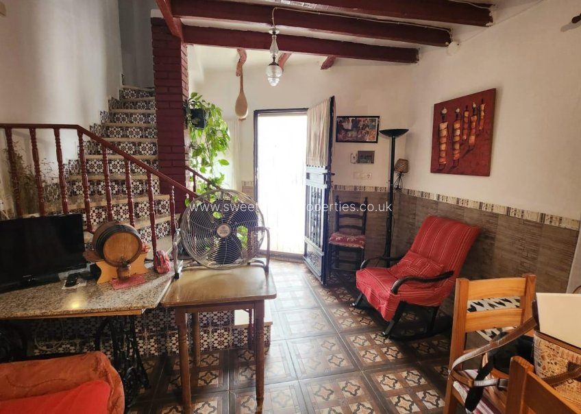 Herverkoop - Villa - Hondon De Las Nieves - LA CANALOSA