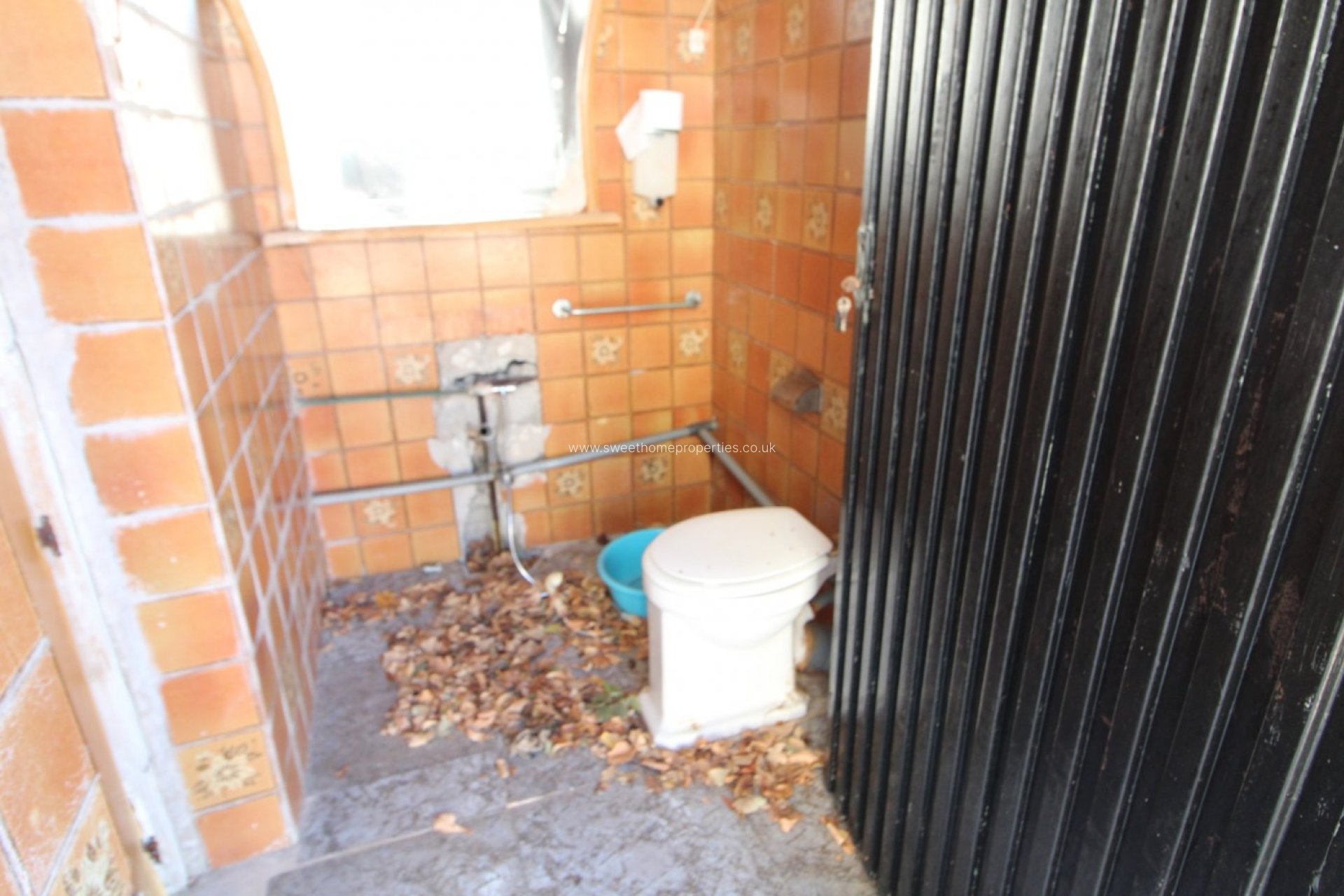 Herverkoop - Villa - Hondon De Los Frailes - CENTRO