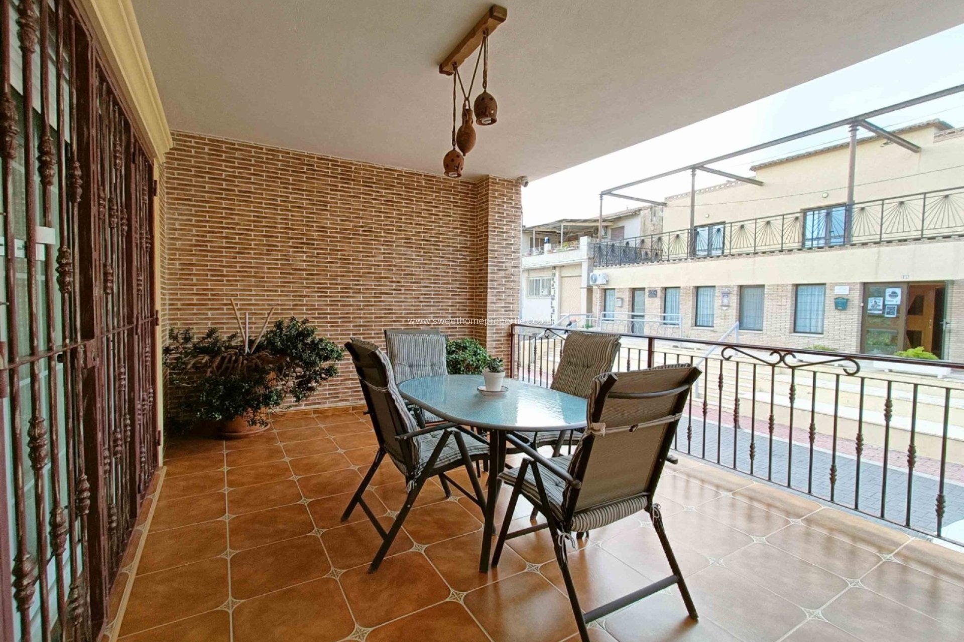 Herverkoop - Villa - Hondon De Los Frailes