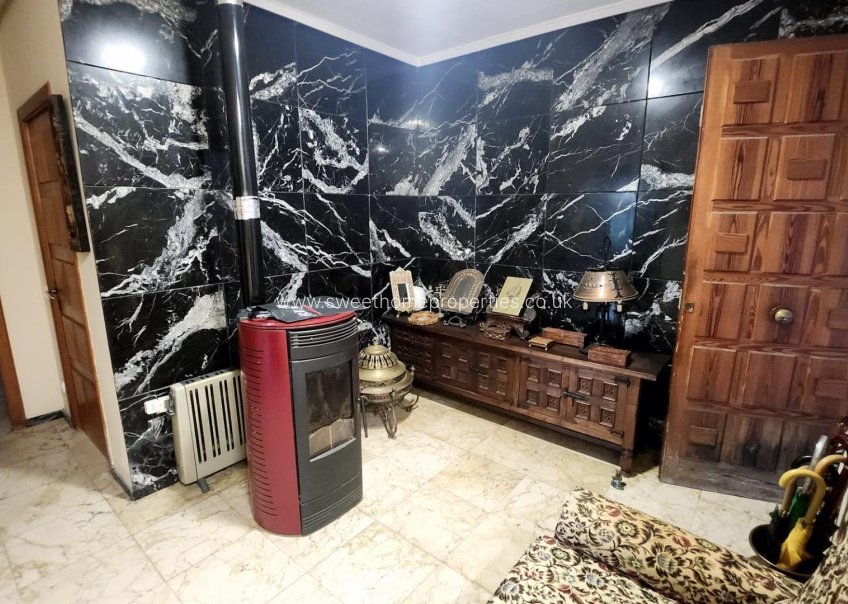 Herverkoop - Villa - Novelda - CUCUCH