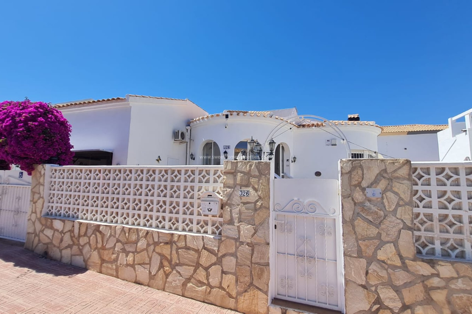Herverkoop - Villa - Orihuela Costa - Playa Flamenca
