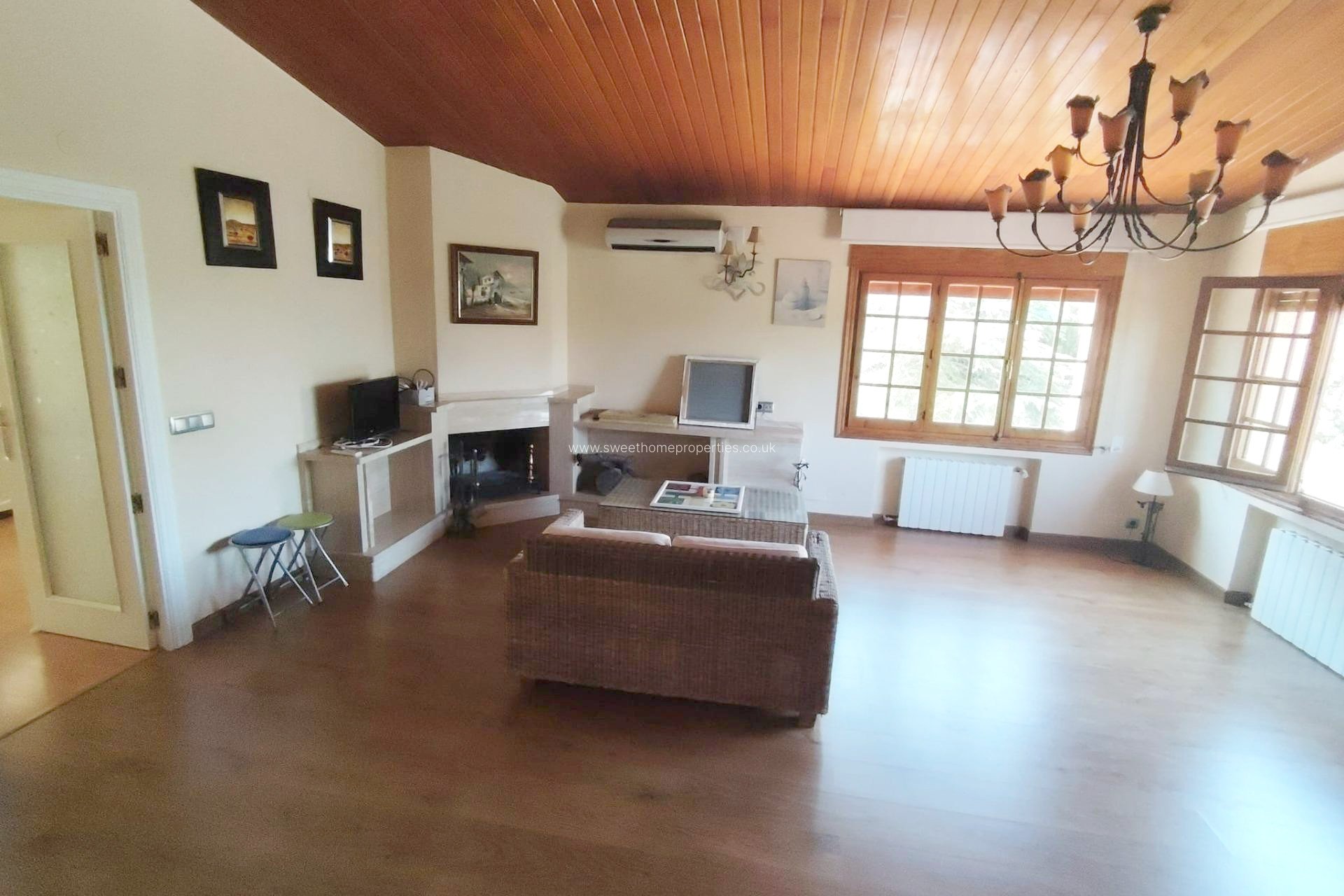 Herverkoop - Villa - Petrer - Comunidad valenciana