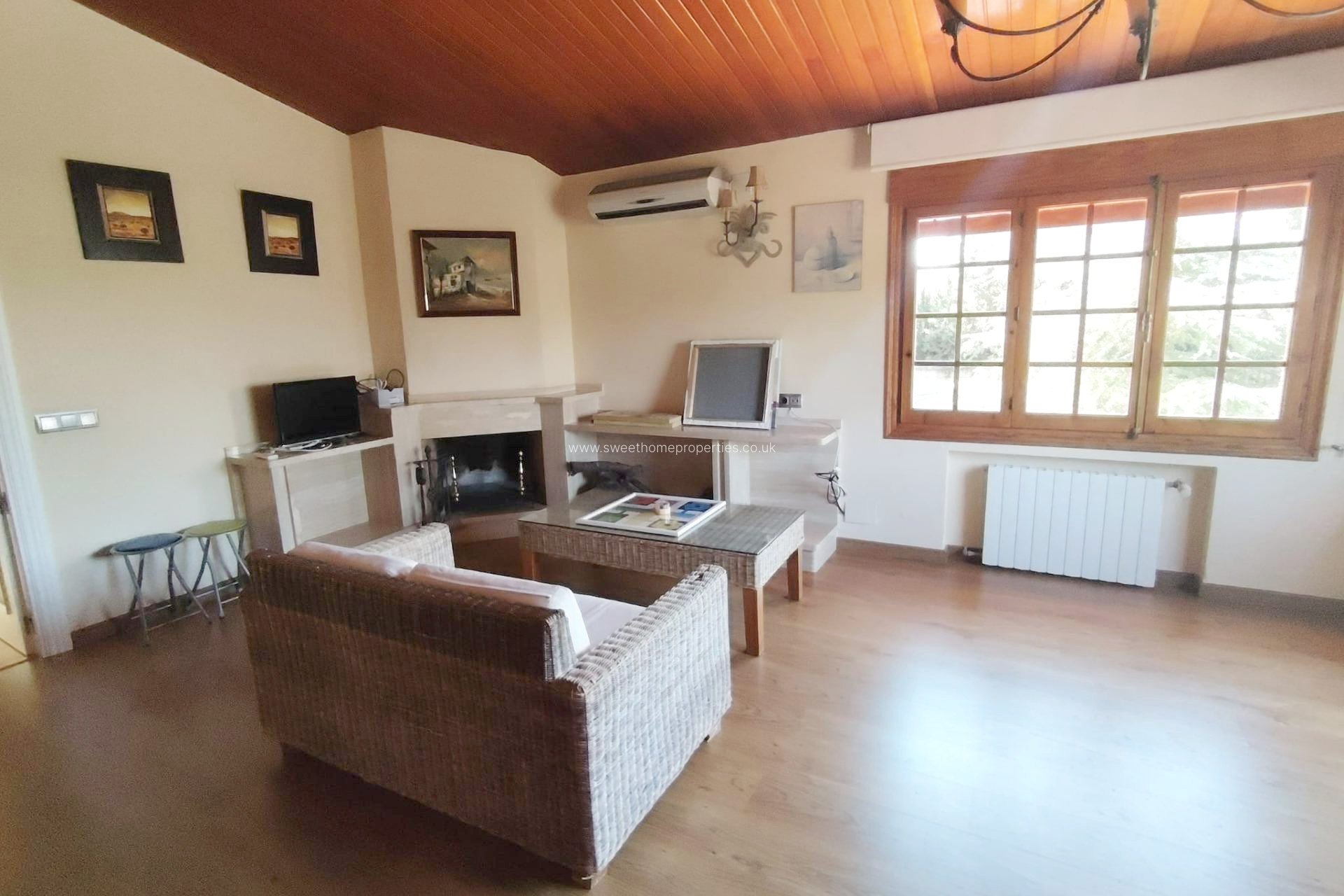 Herverkoop - Villa - Petrer - Comunidad valenciana