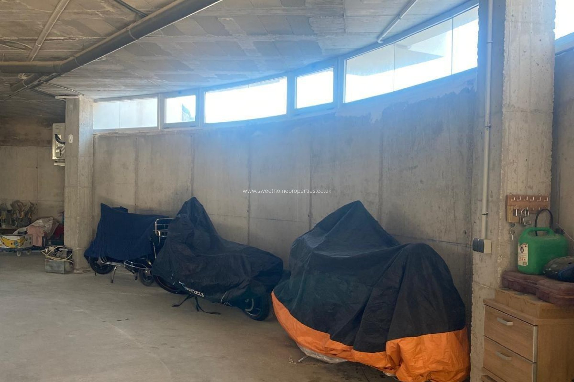 Herverkoop - Villa - Petrer - Loma badá