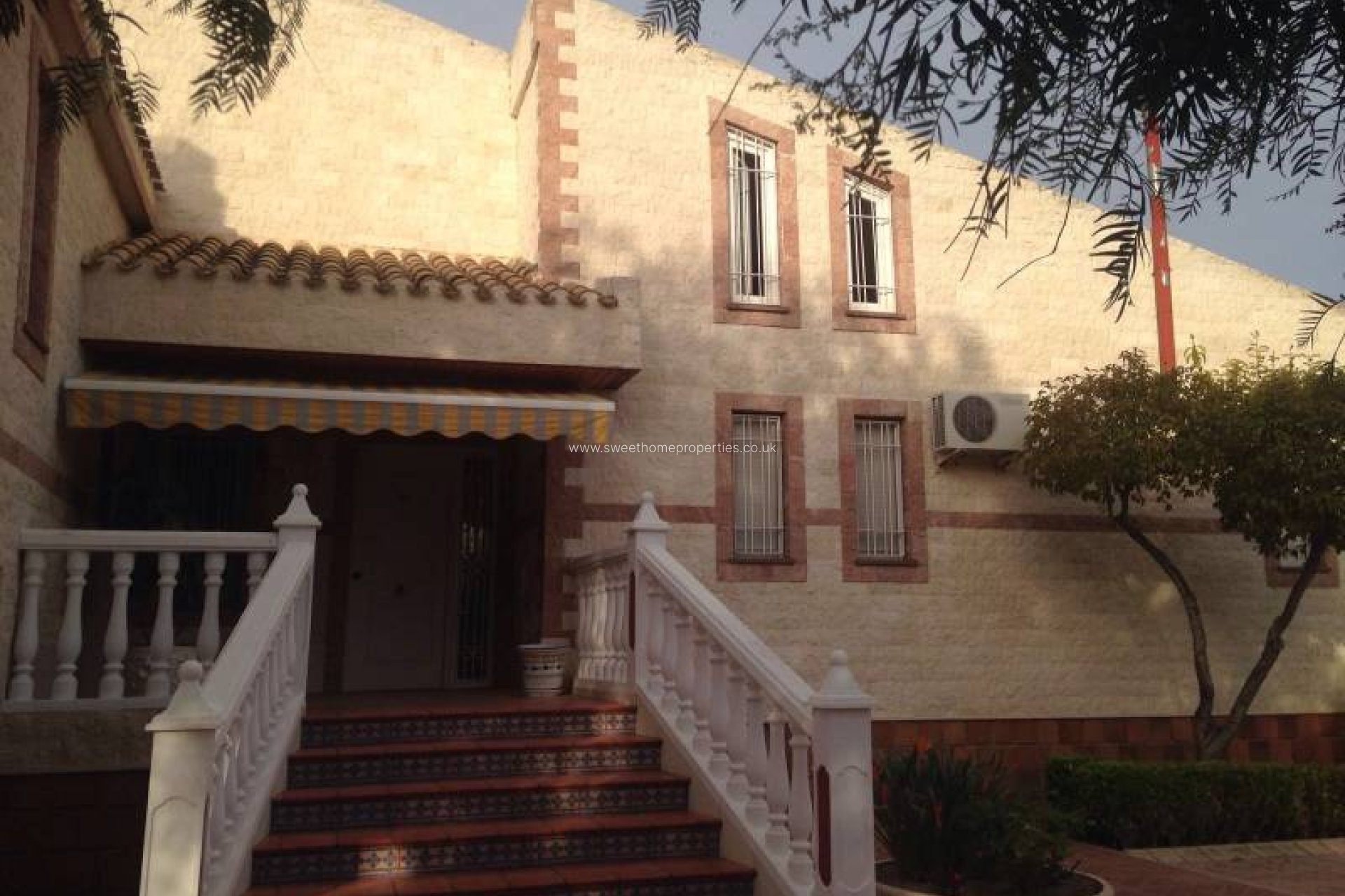 Herverkoop - Villa - Sax - Paraje Carruz