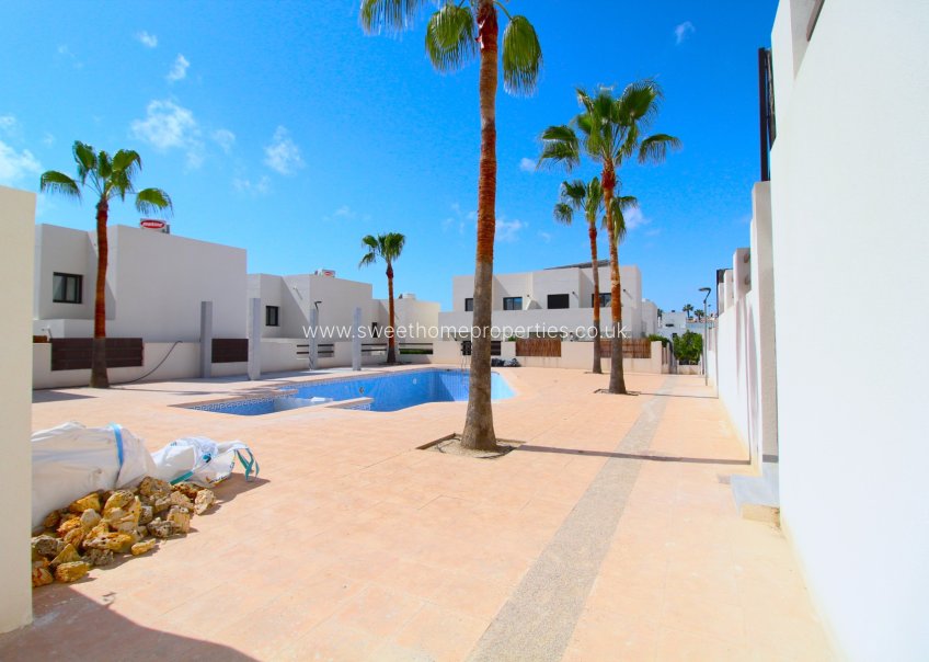 New Build - Villa - Villamartin