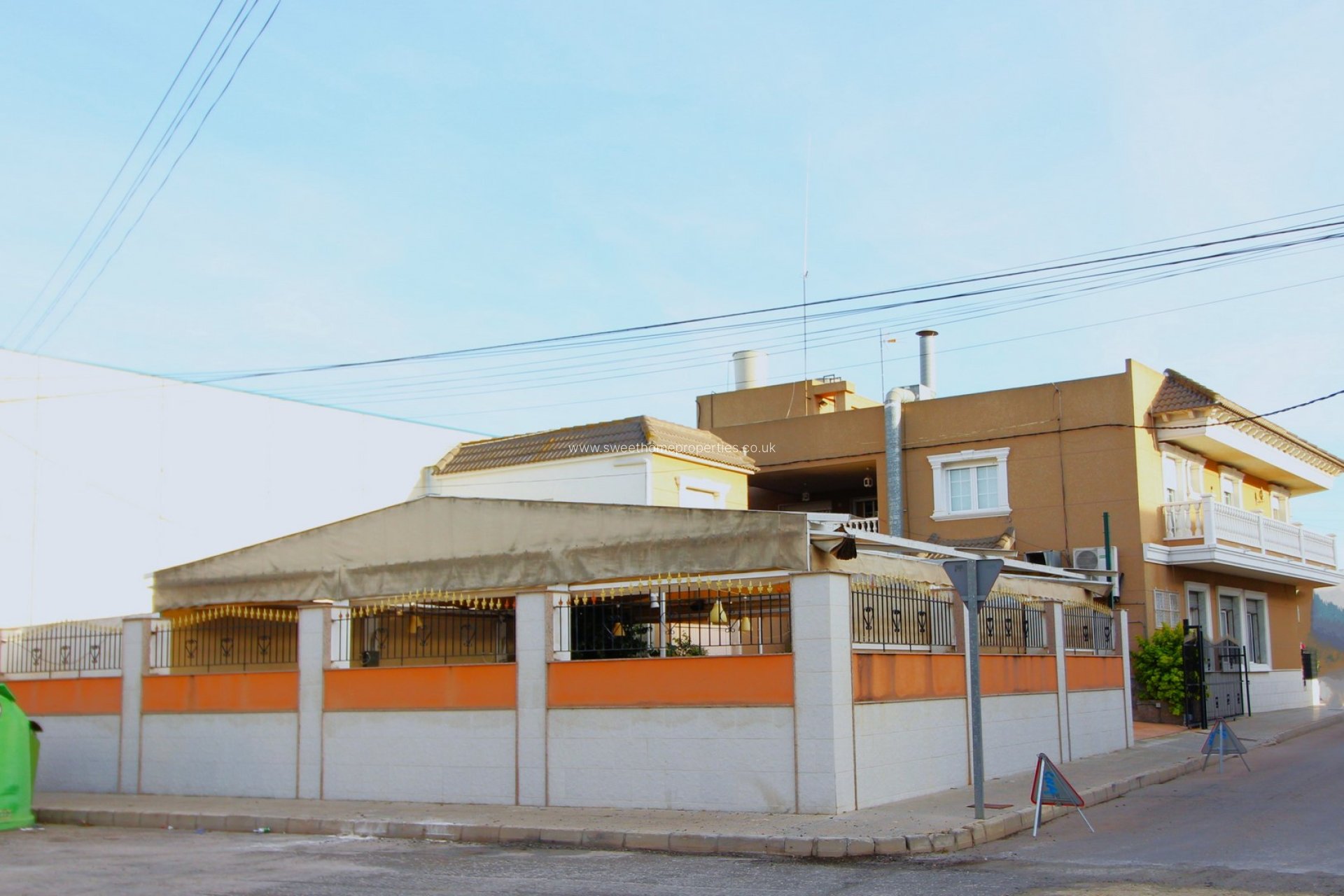 Obra nueva - Business - Jacarilla