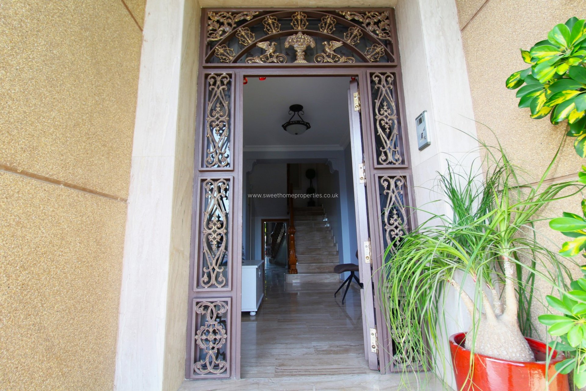 Obra nueva - Business - Jacarilla