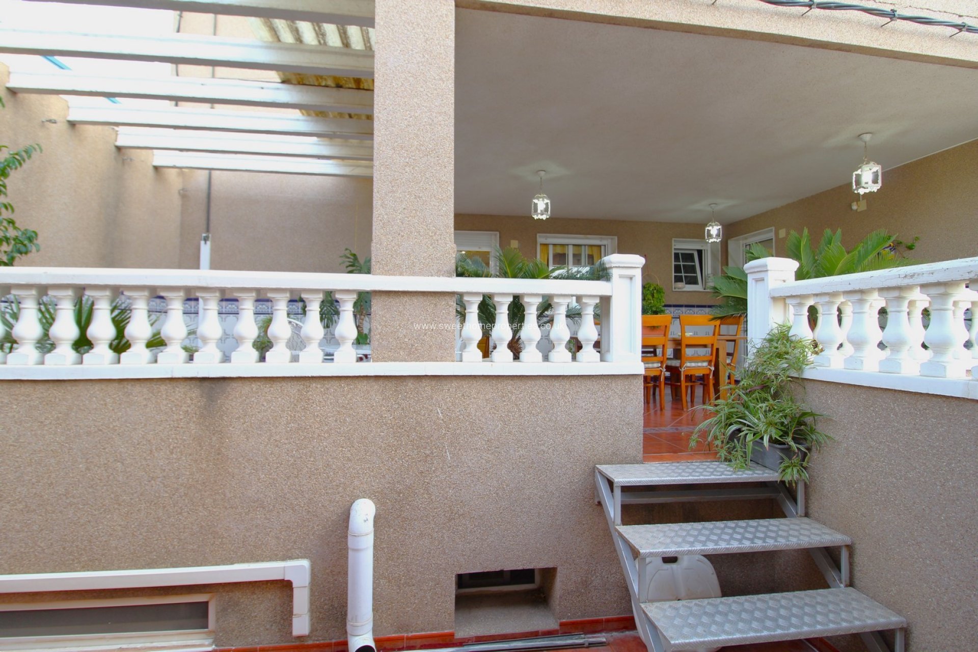 Obra nueva - Business - Jacarilla