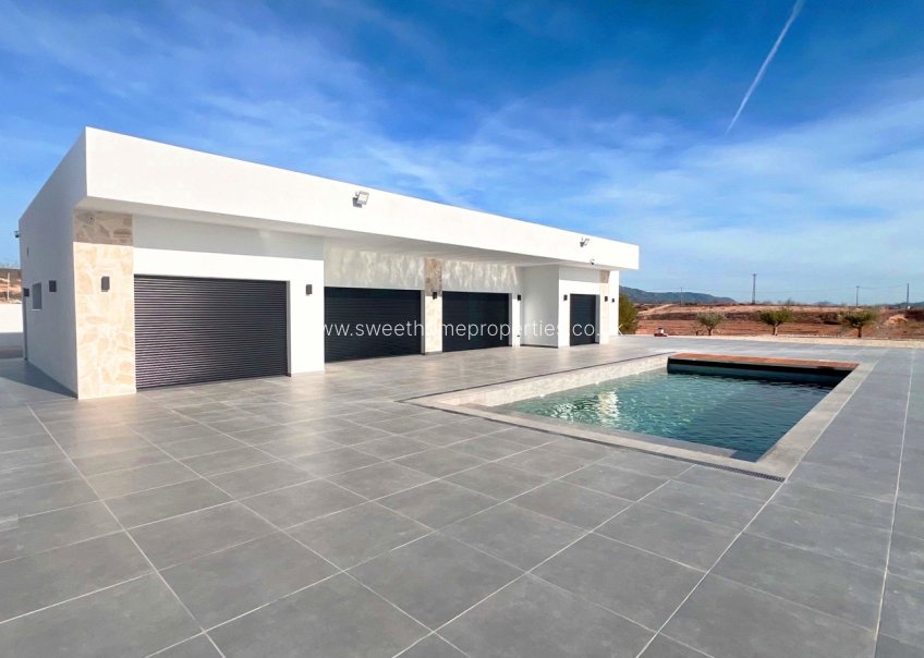 Obra nueva - Casa de campo - La Romana