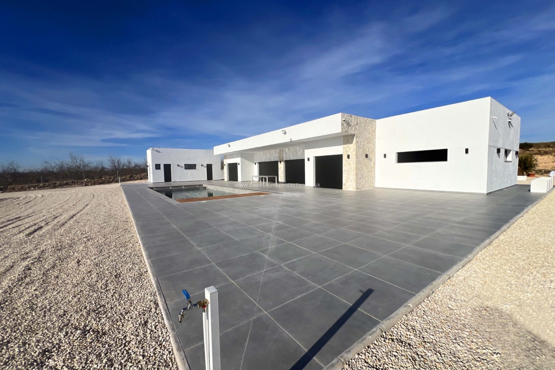 Obra nueva - Casa de campo - La Romana