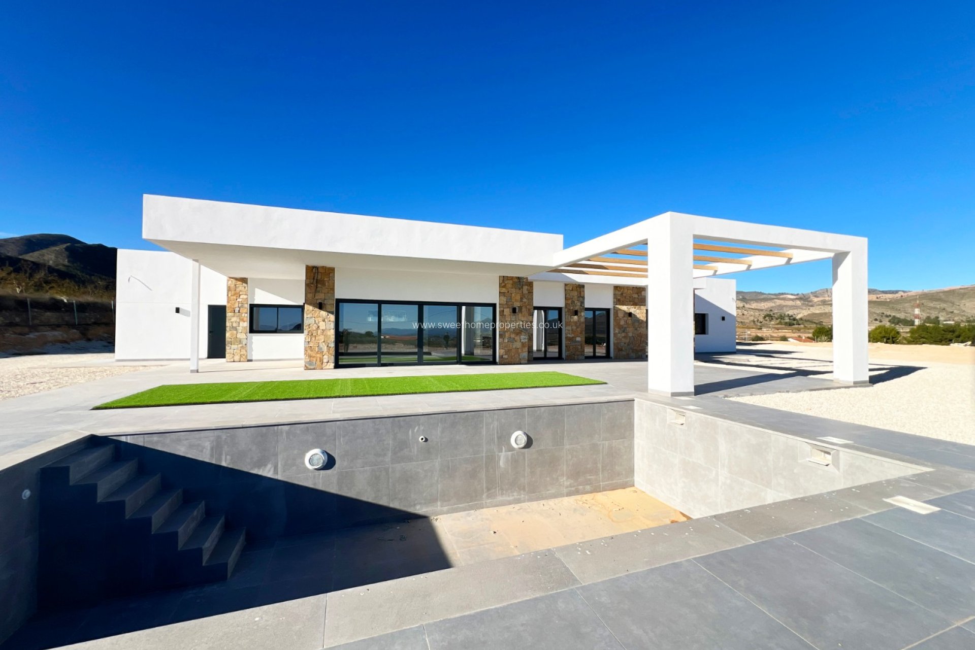 Obra nueva - Casa de campo - La Romana