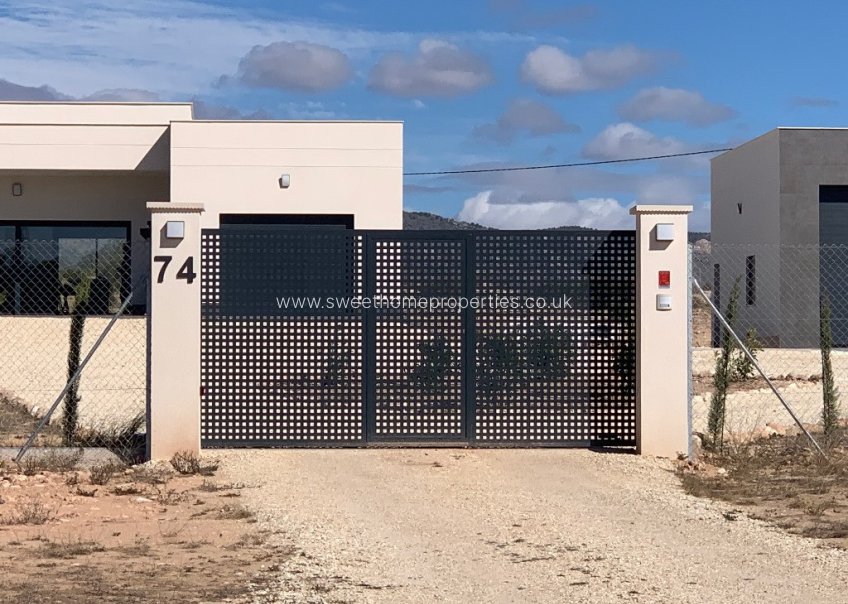 Obra nueva - Casa de campo - Pinoso