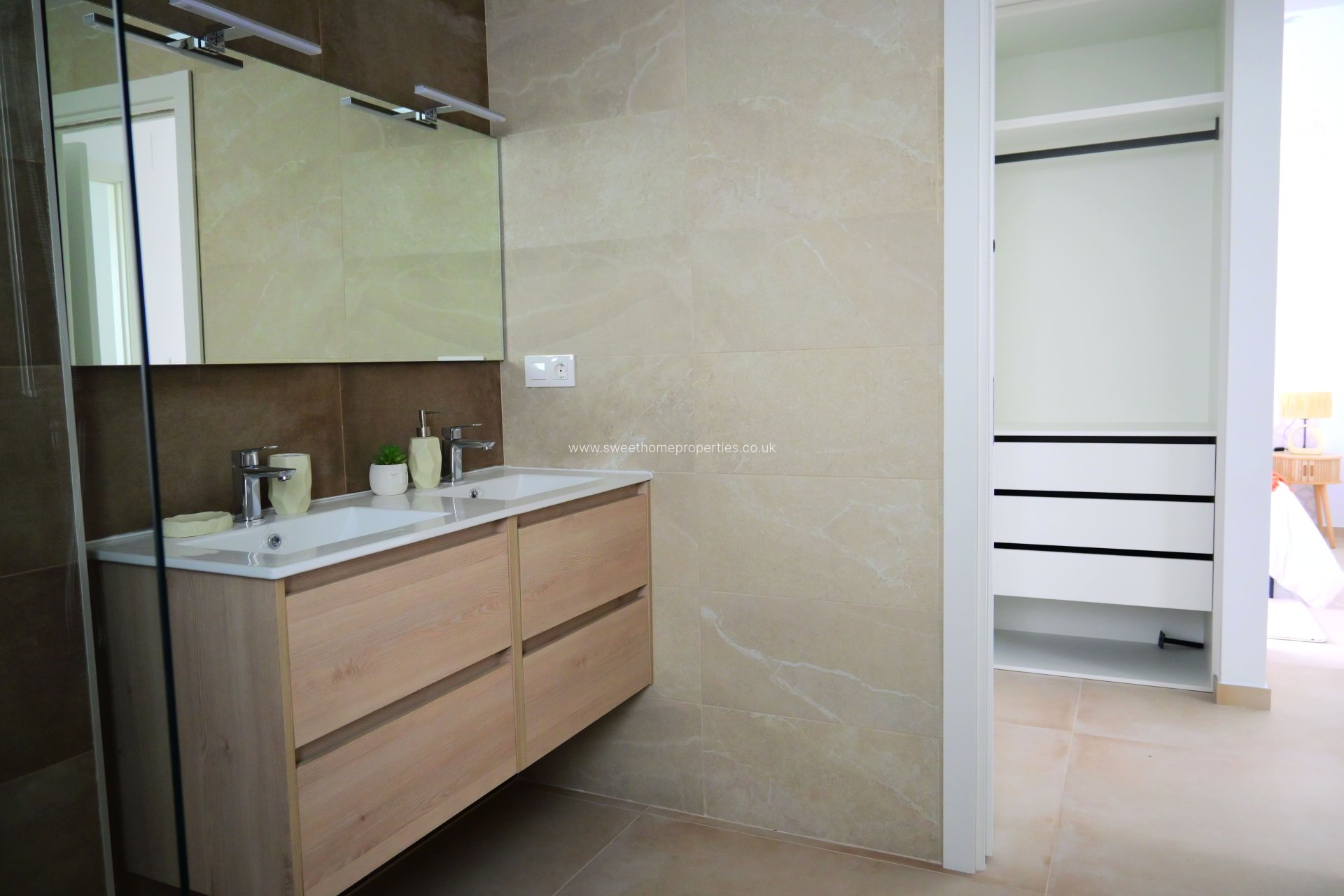 Obra nueva - Chalet - Dolores