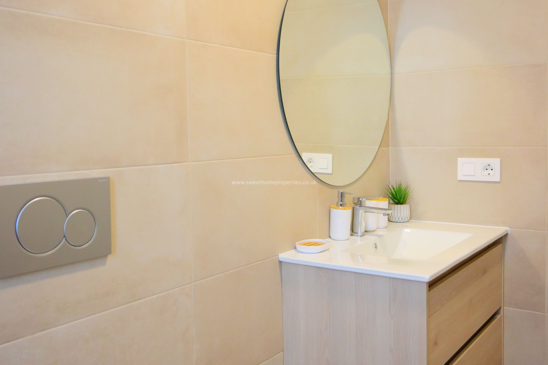 Obra nueva - Chalet - Dolores