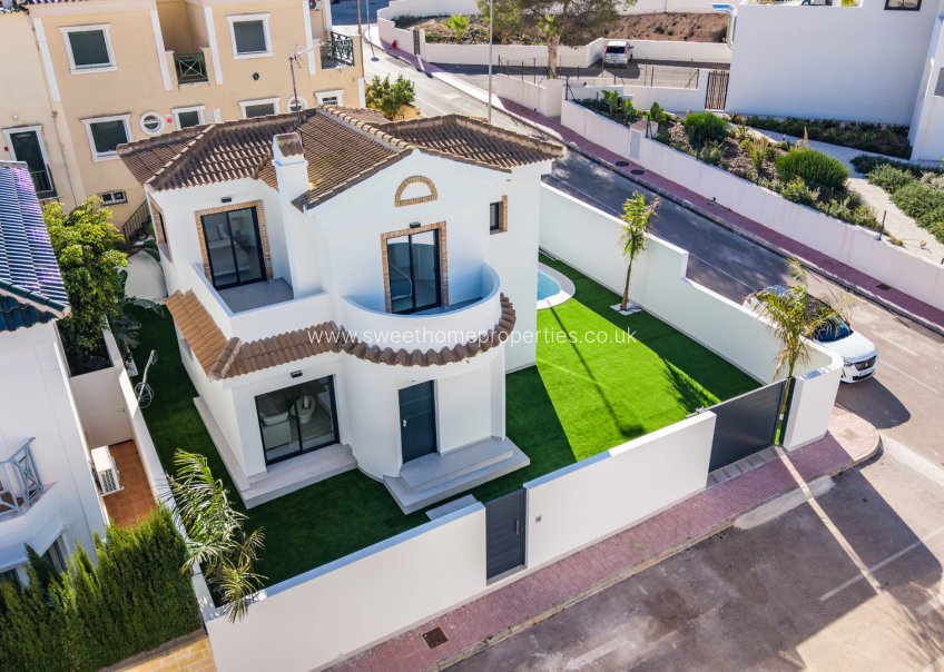 Obra nueva - Chalet - Orihuela Costa - Lomas de Cabo Roig