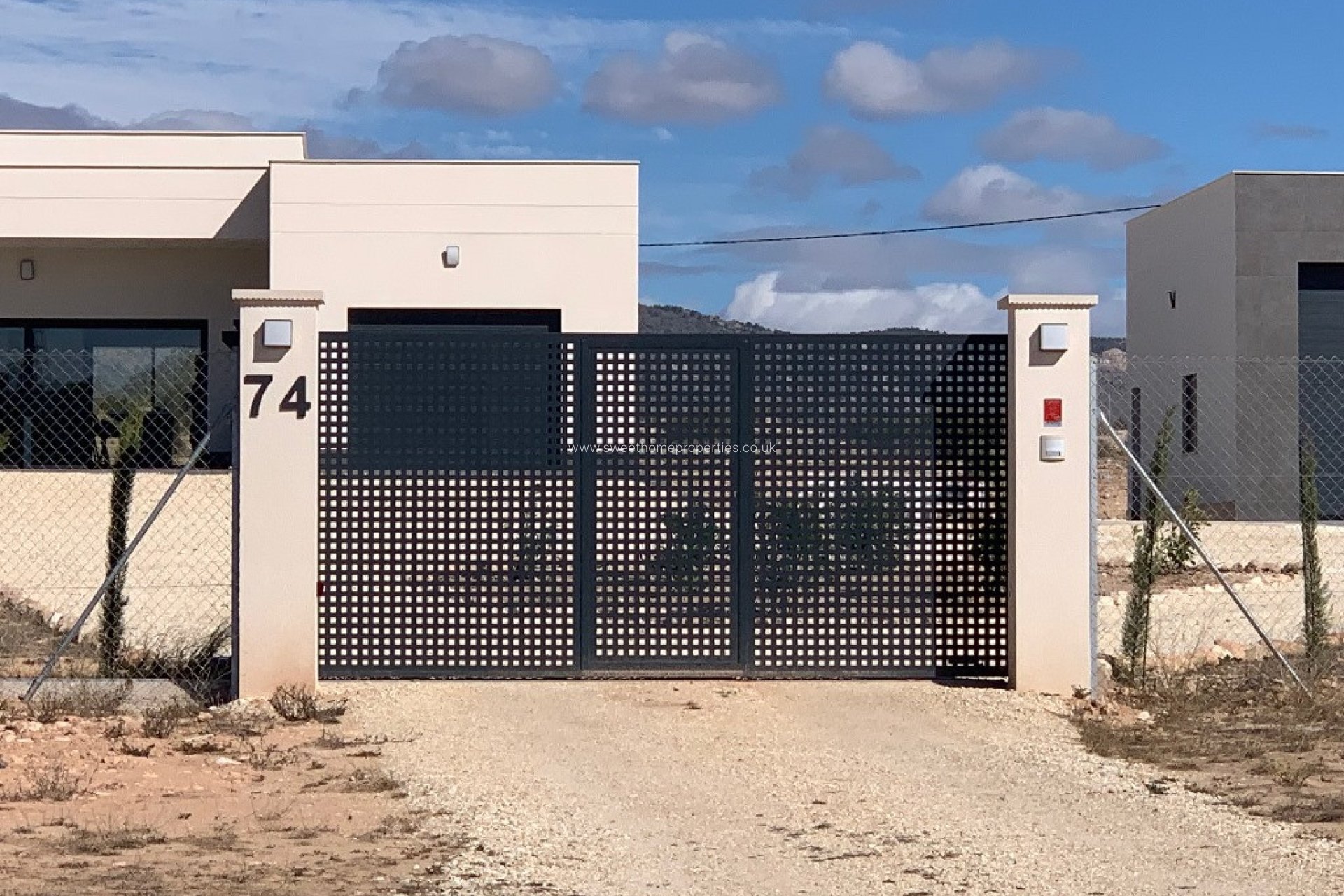 Obra nueva - Chalet - Pinoso