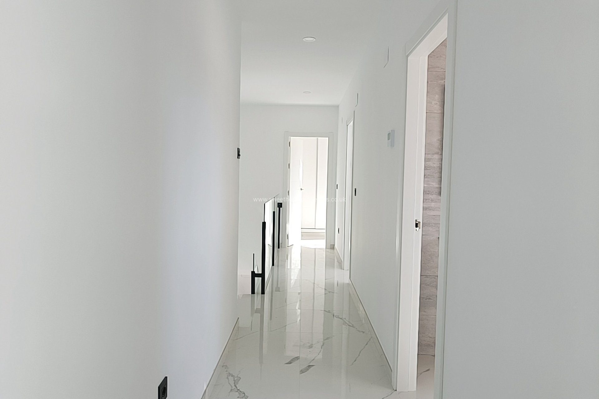 Obra nueva - Chalet - Pinoso