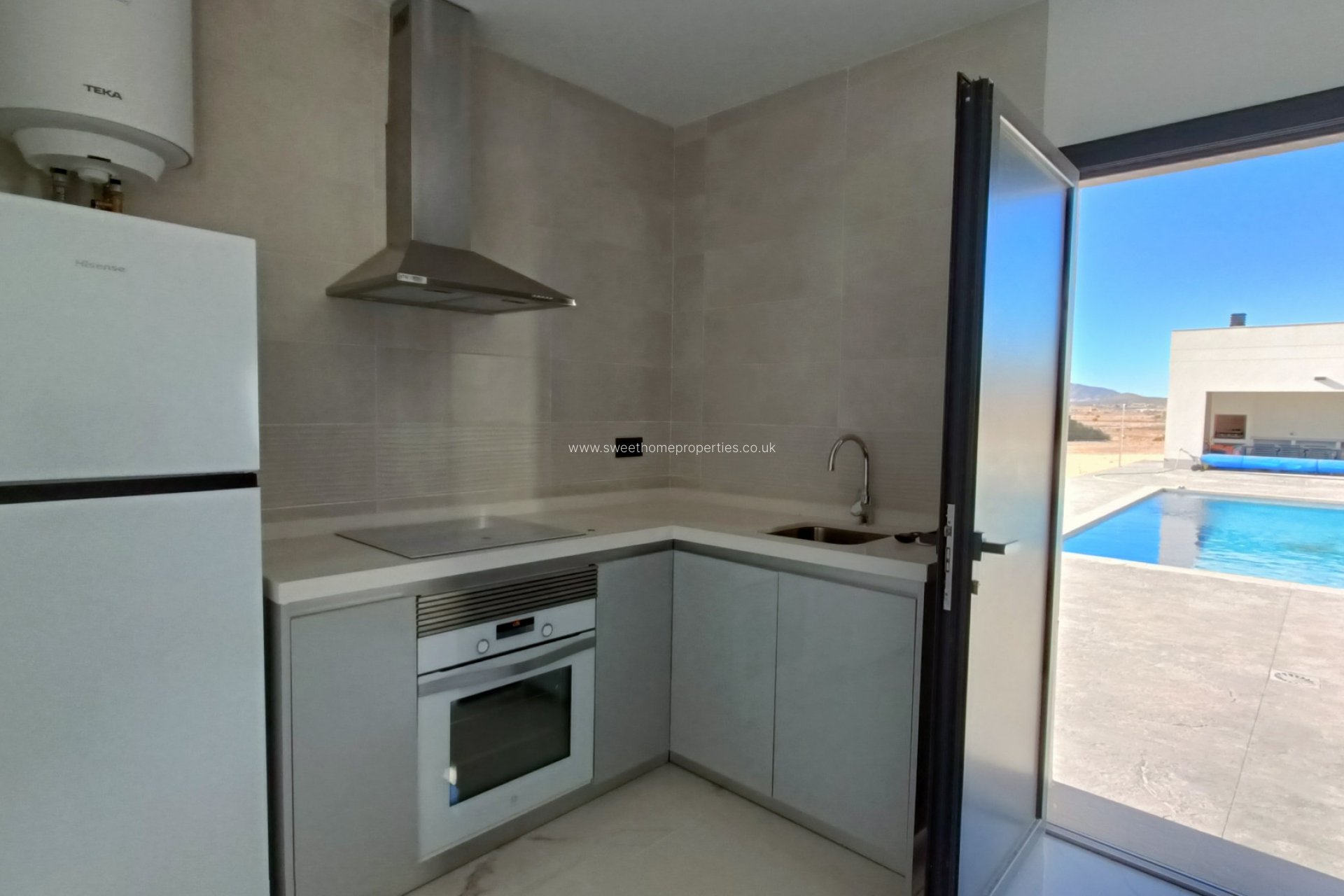 Obra nueva - Chalet - Pinoso