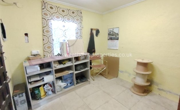 Plot - Resale - Hondon De Las Nieves -
                Pueblo 6