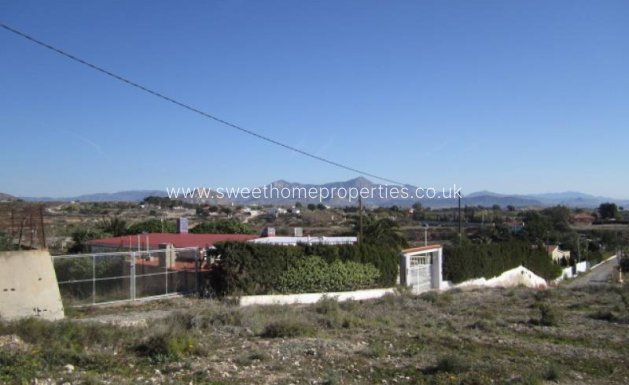 Plot - Resale - Novelda -
                HORNA BAJA