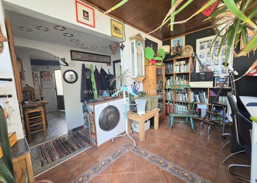 Resale - Apartment - Alicante - Centro