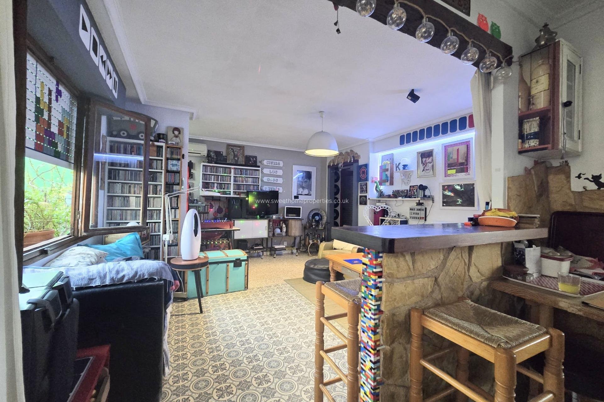 Resale - Apartment - Alicante - Centro