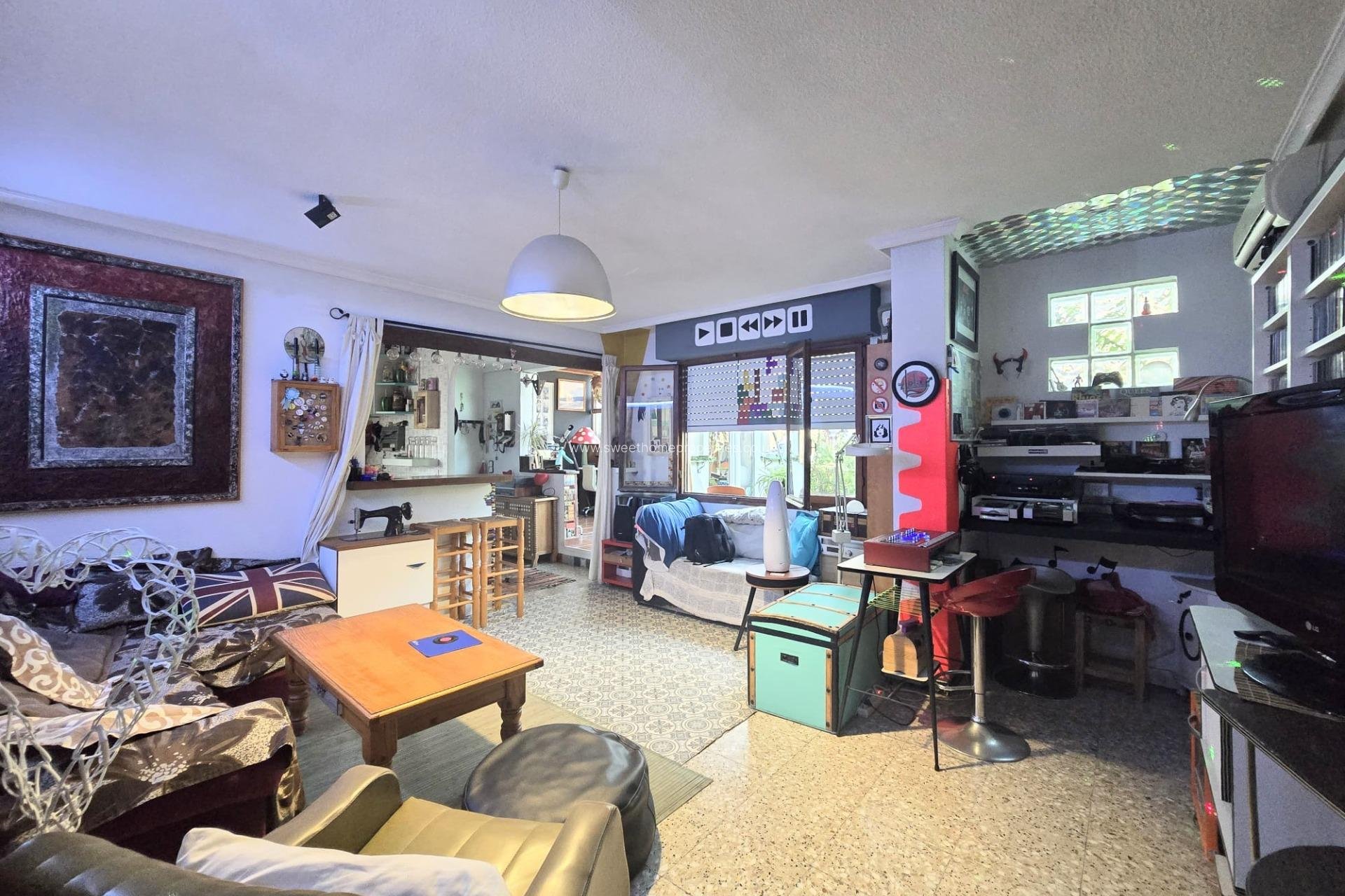 Resale - Apartment - Alicante - Centro