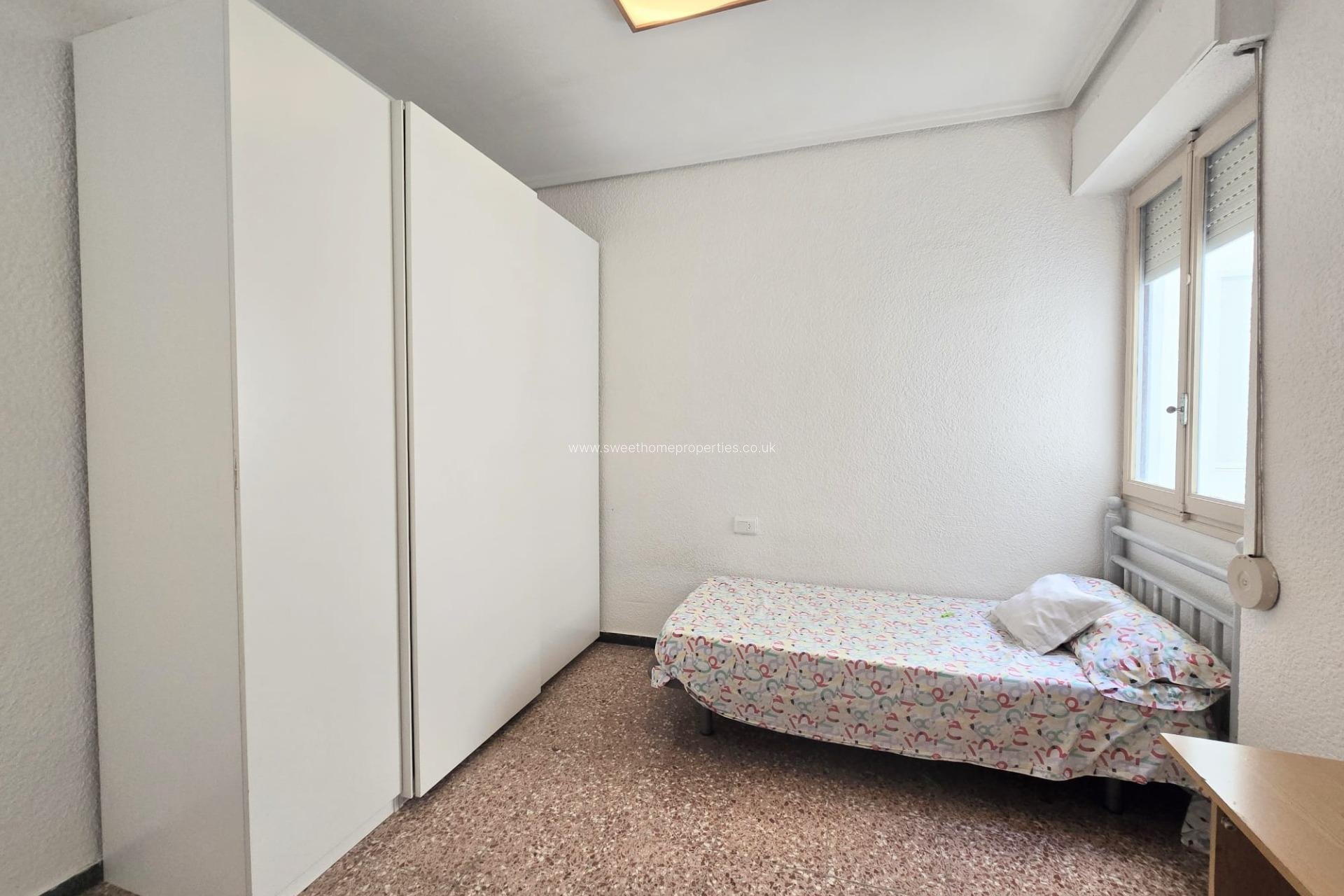 Resale - Apartment - Elche - Centro