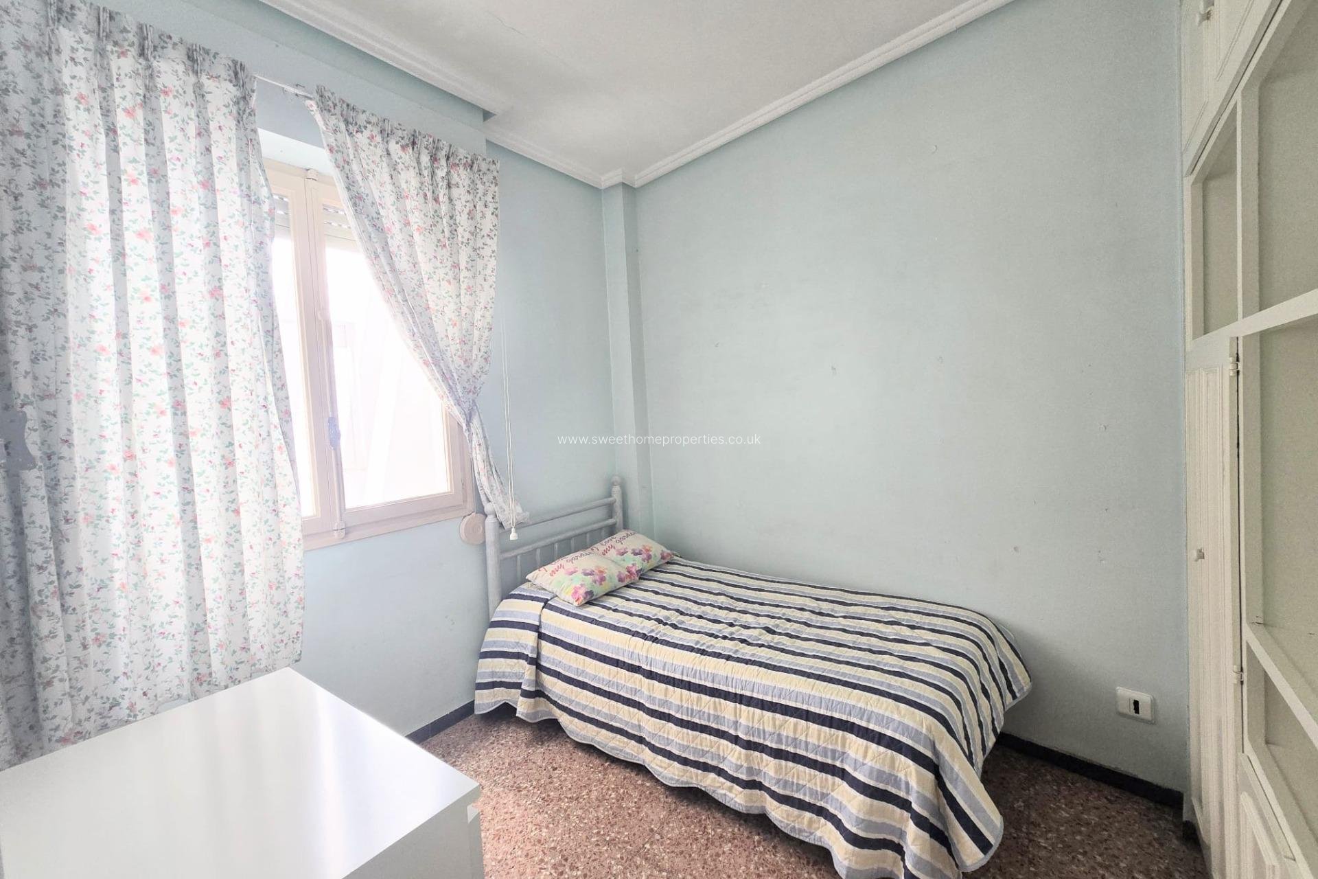 Resale - Apartment - Elche - Centro