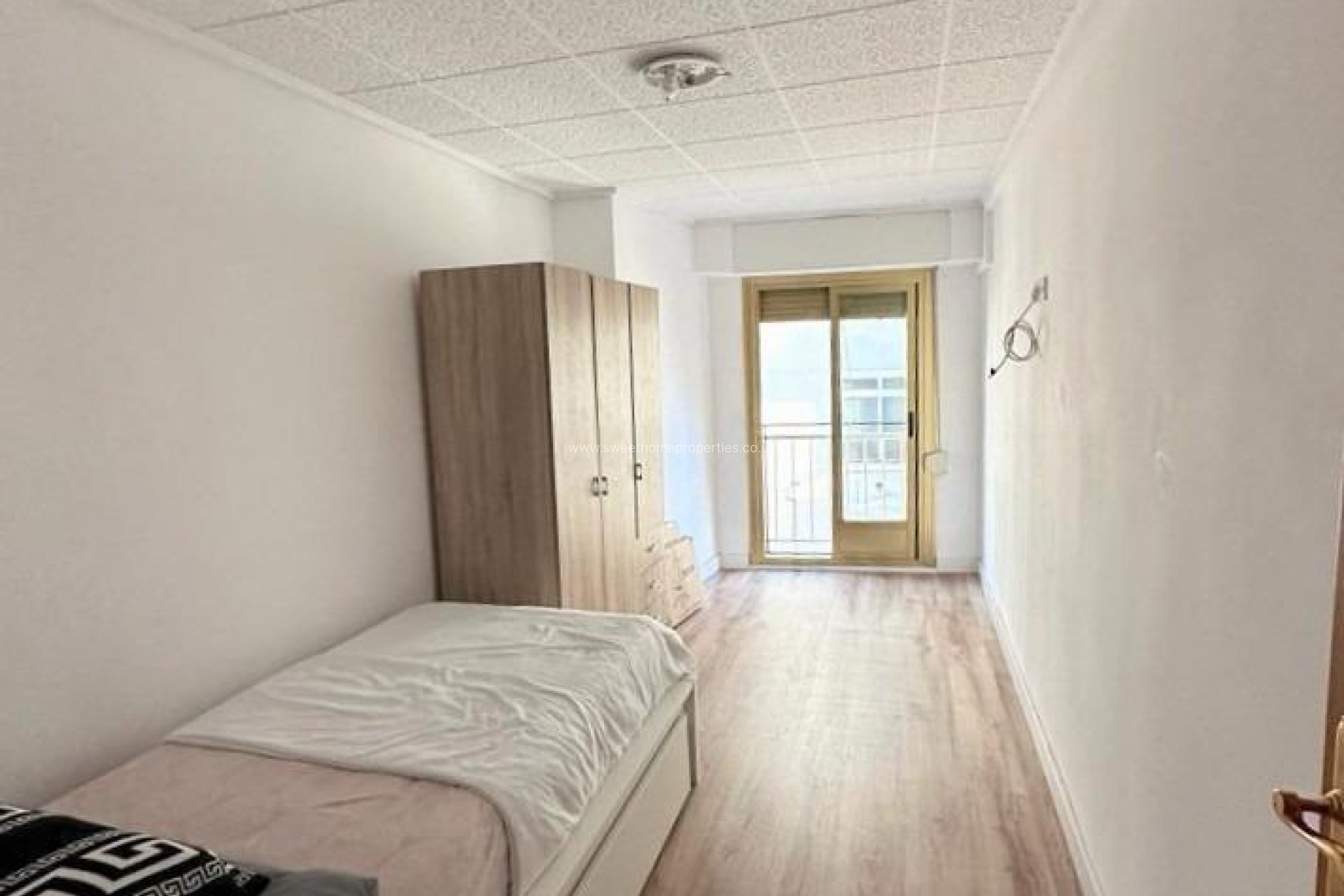 Resale - Apartment - Elche - Plaza Crevillente-Juzgados