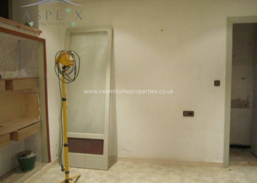 Resale - Apartment - Novelda - CENTRO