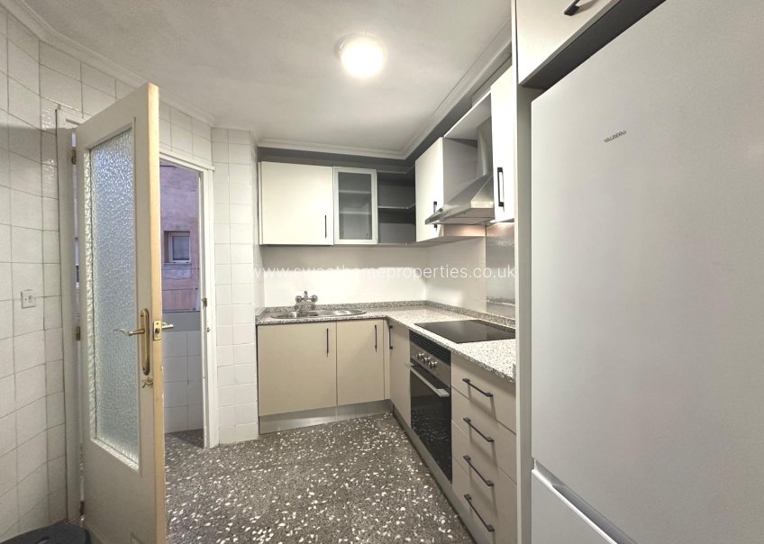 Resale - Apartment - Novelda - Comunidad valenciana