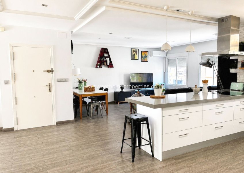 Resale - Apartment - Novelda - Comunidad valenciana