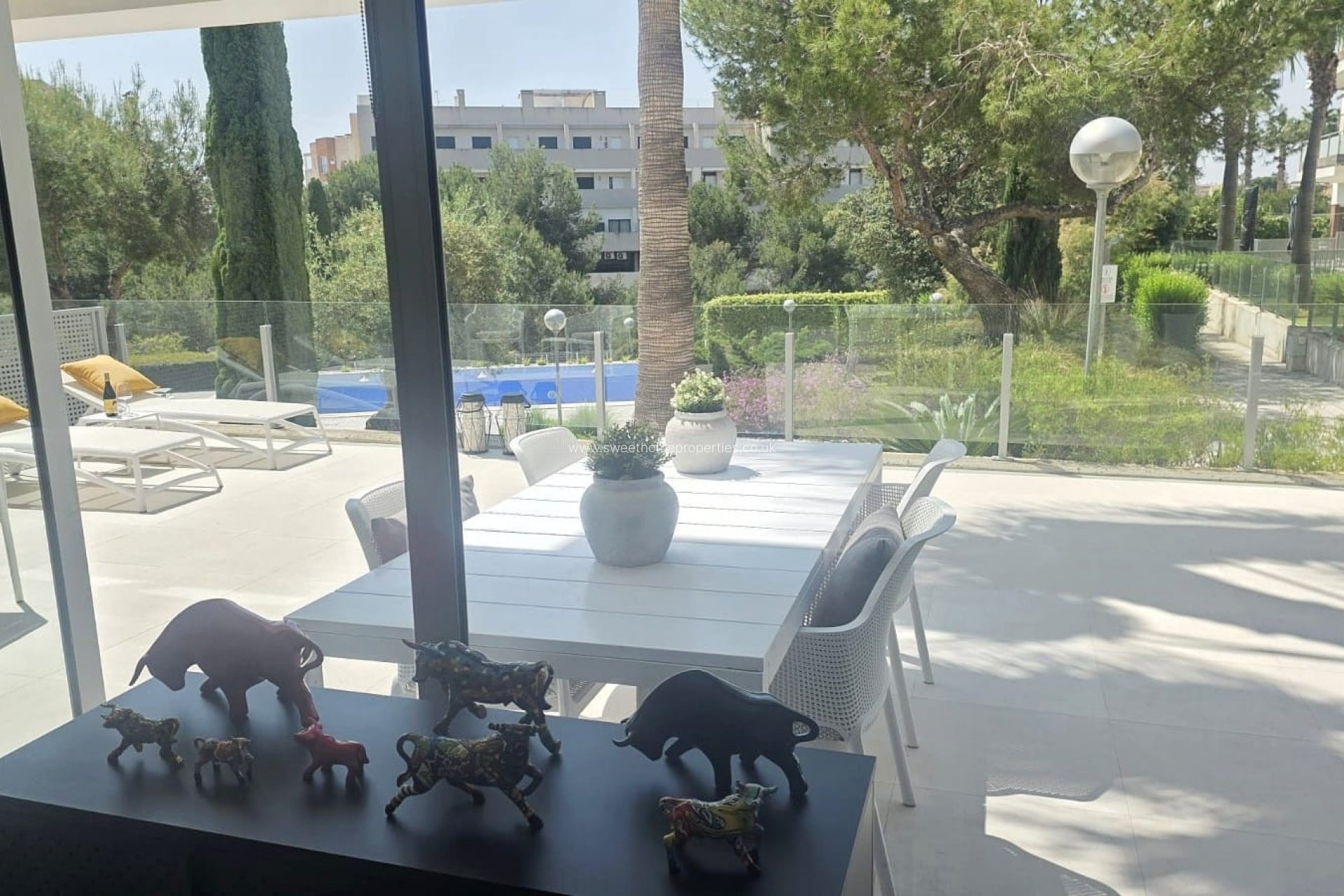 Resale - Apartment - Villamartin