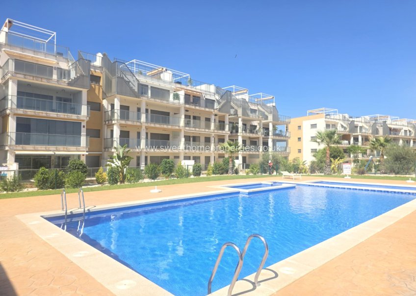 Resale - Apartment - Villamartin