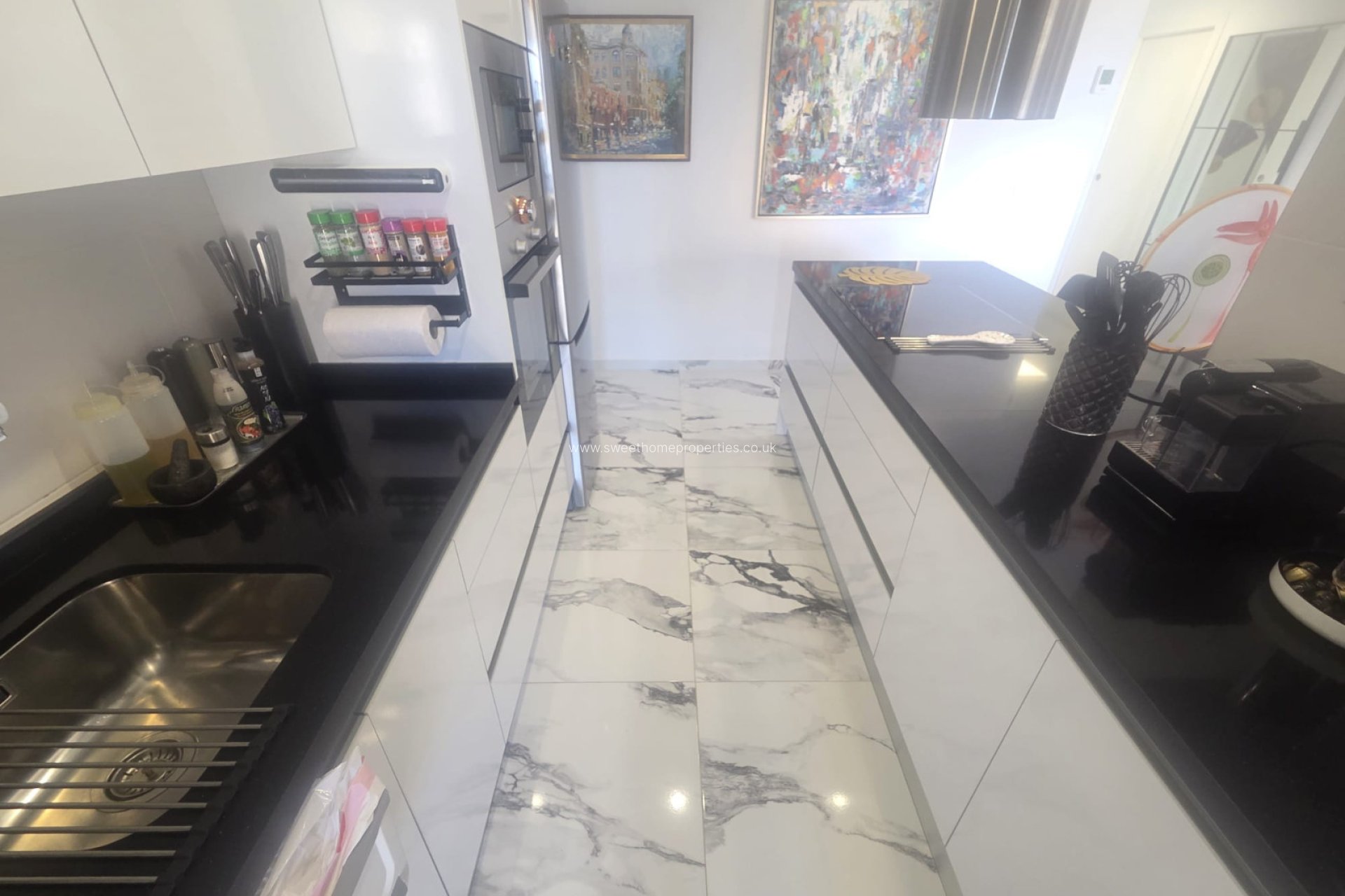 Resale - Apartment - Villamartin