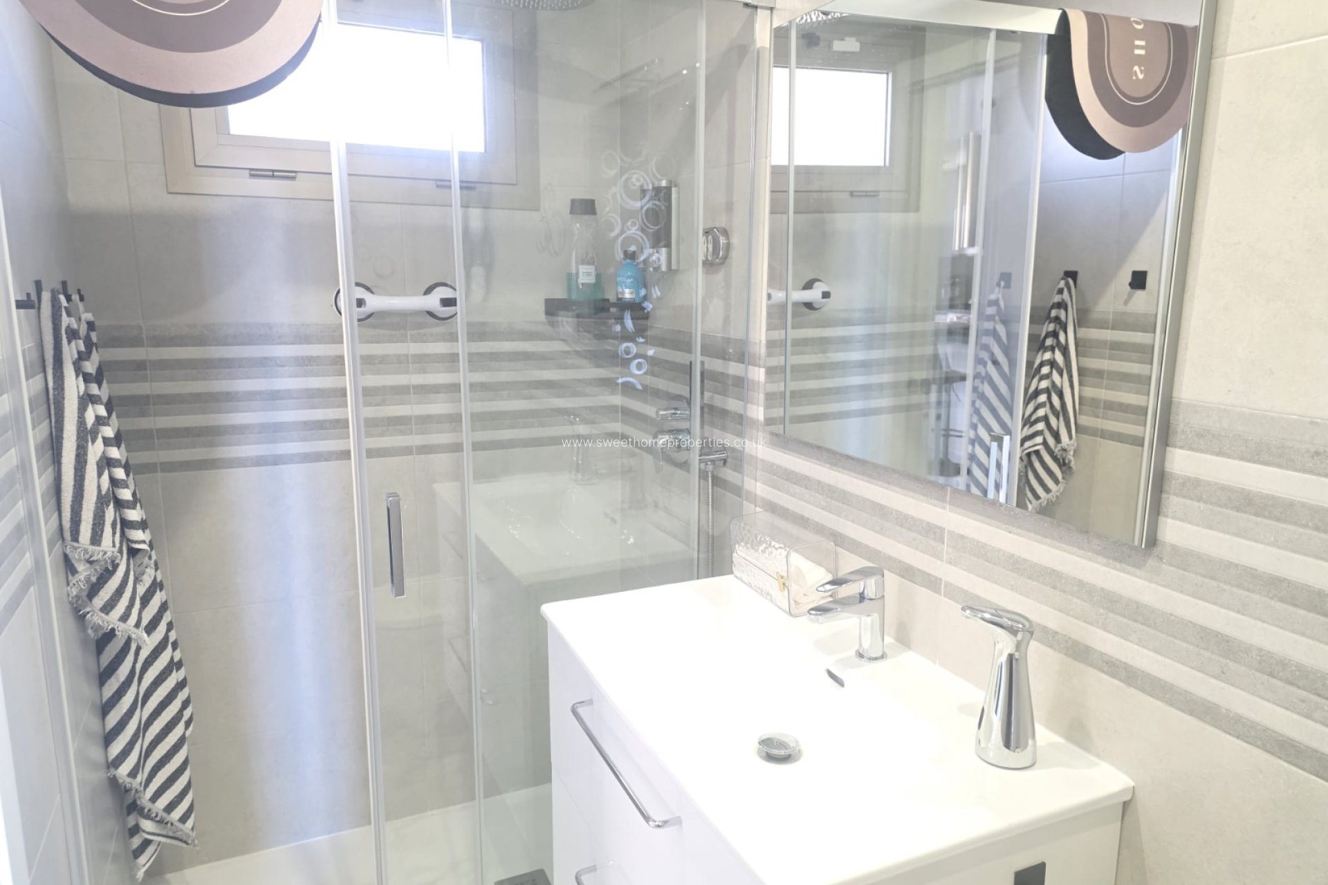 Resale - Apartment - Villamartin
