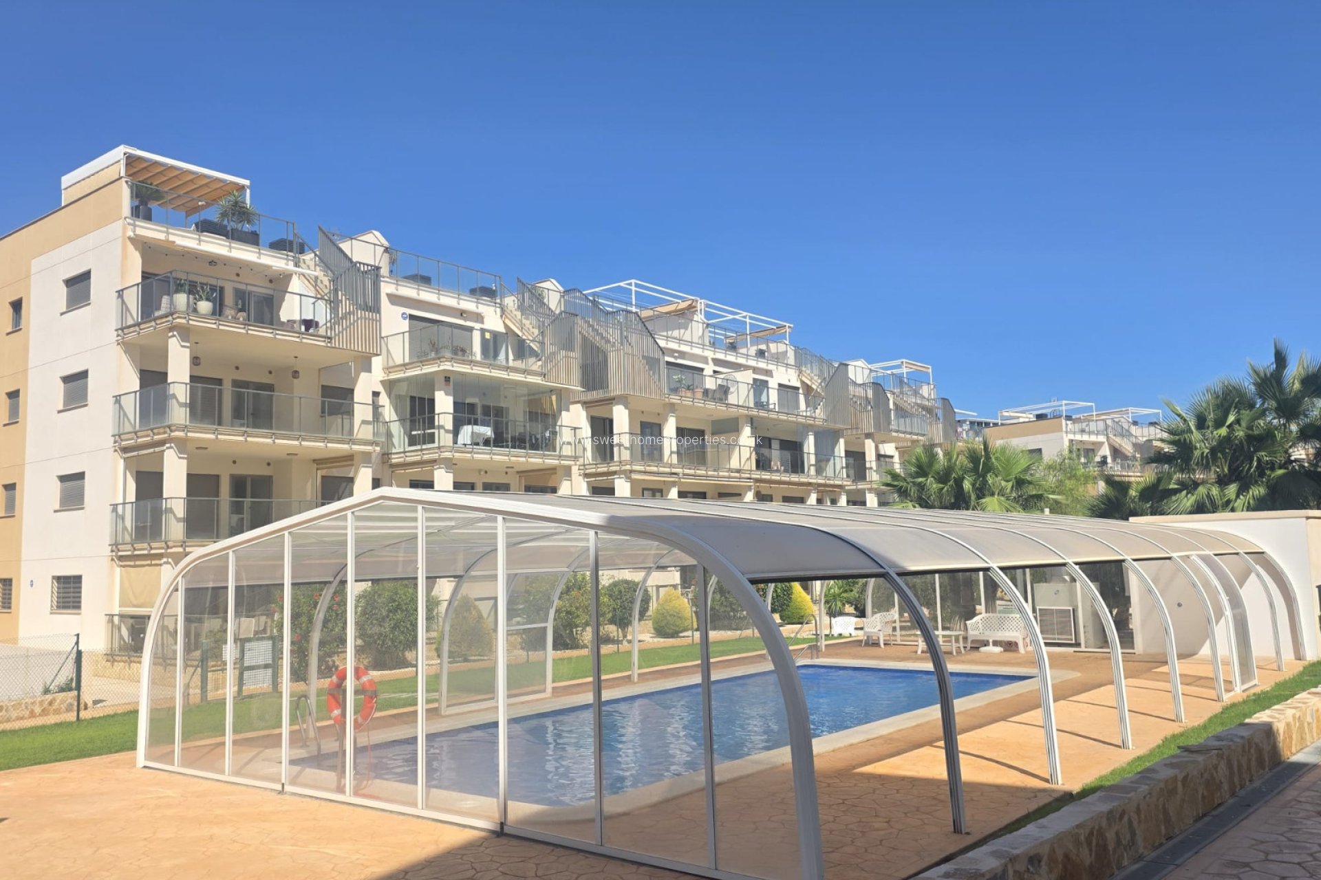 Resale - Apartment - Villamartin