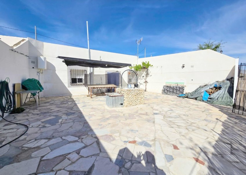 Resale - Cave house - La Romana - LA ROMANA