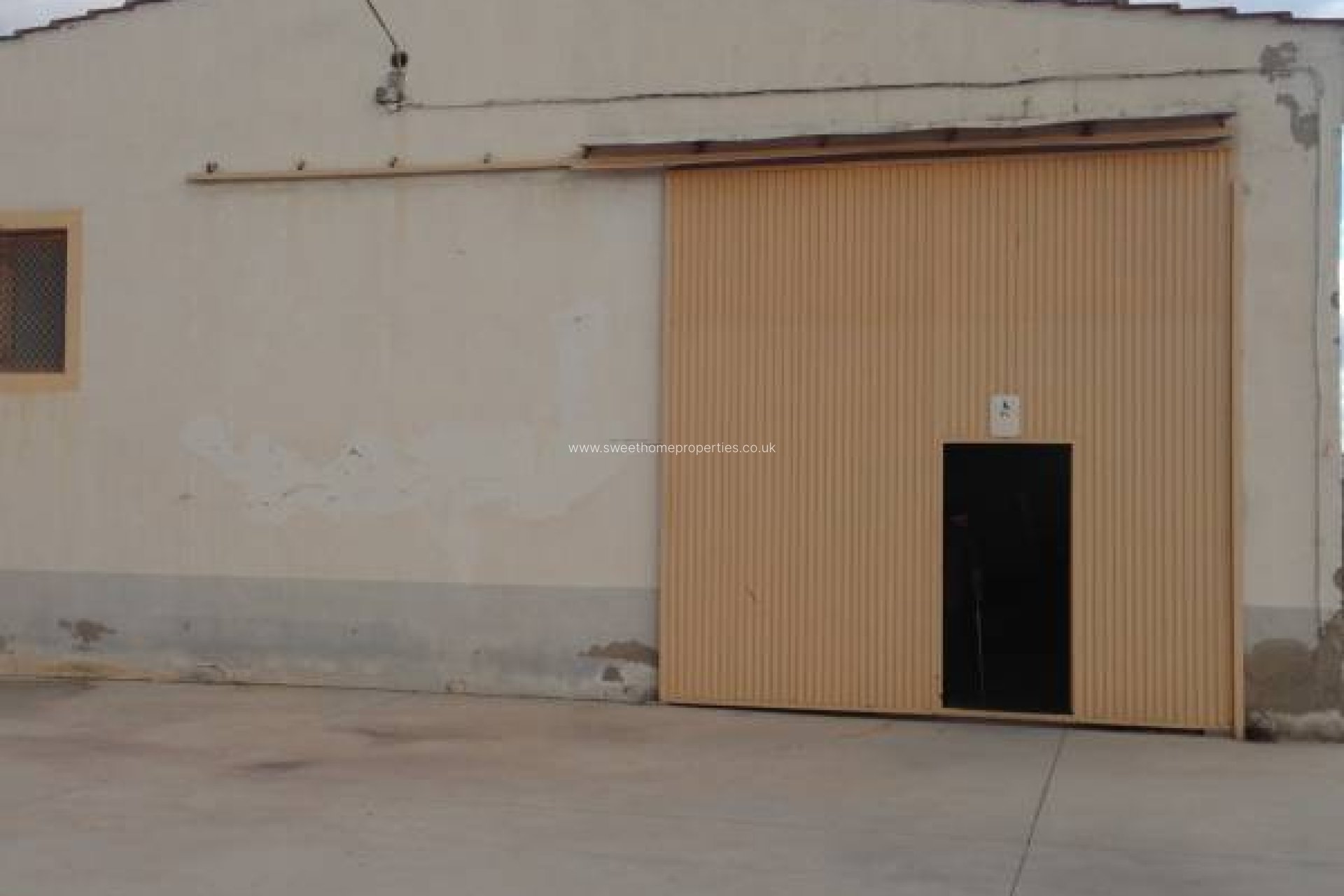 Resale - Commercial - Aspe