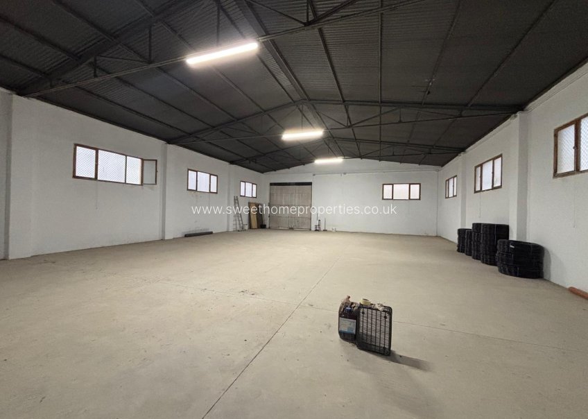 Resale - Commercial - Aspe