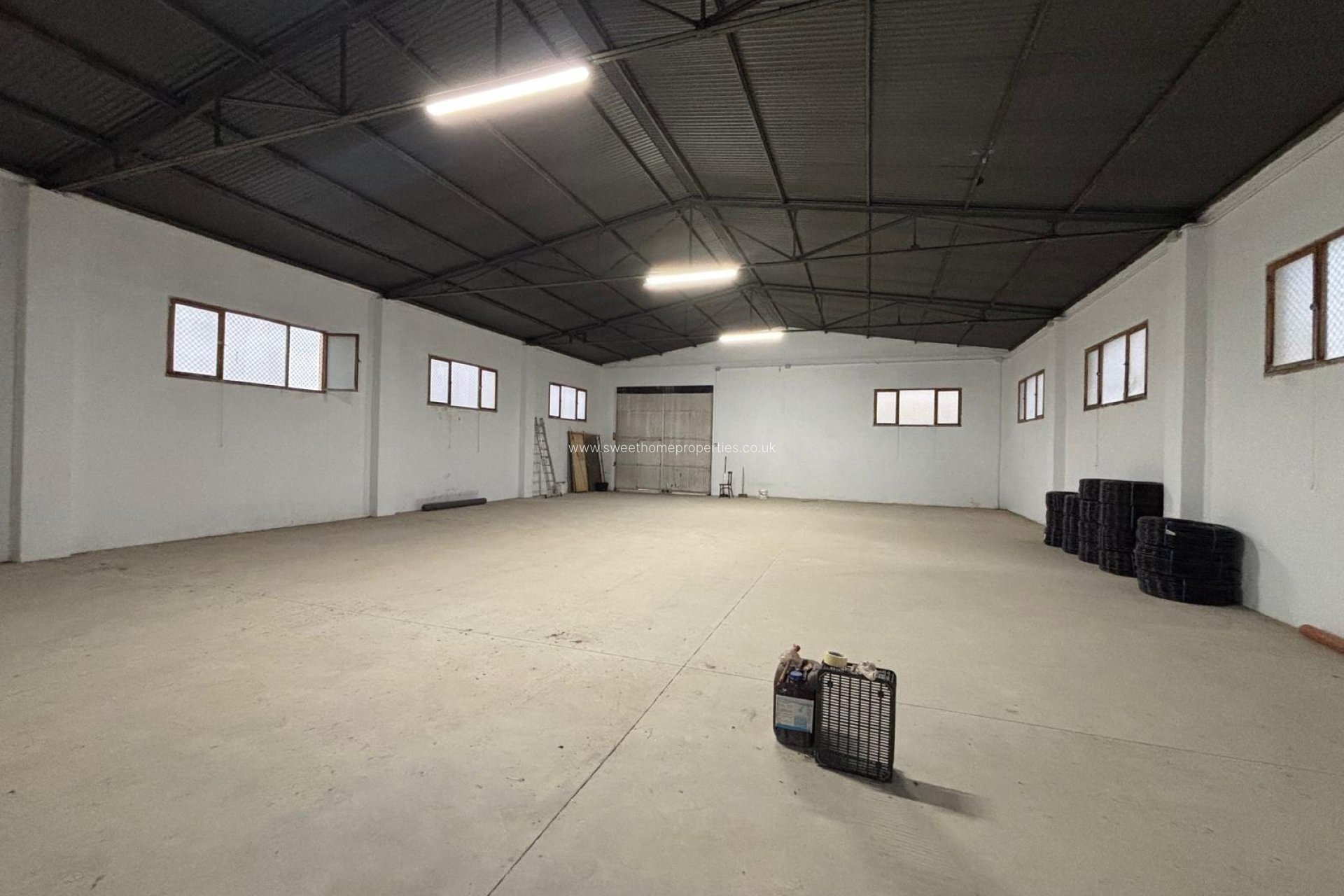 Resale - Commercial - Aspe