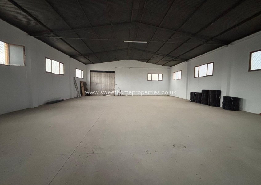 Resale - Commercial - Aspe