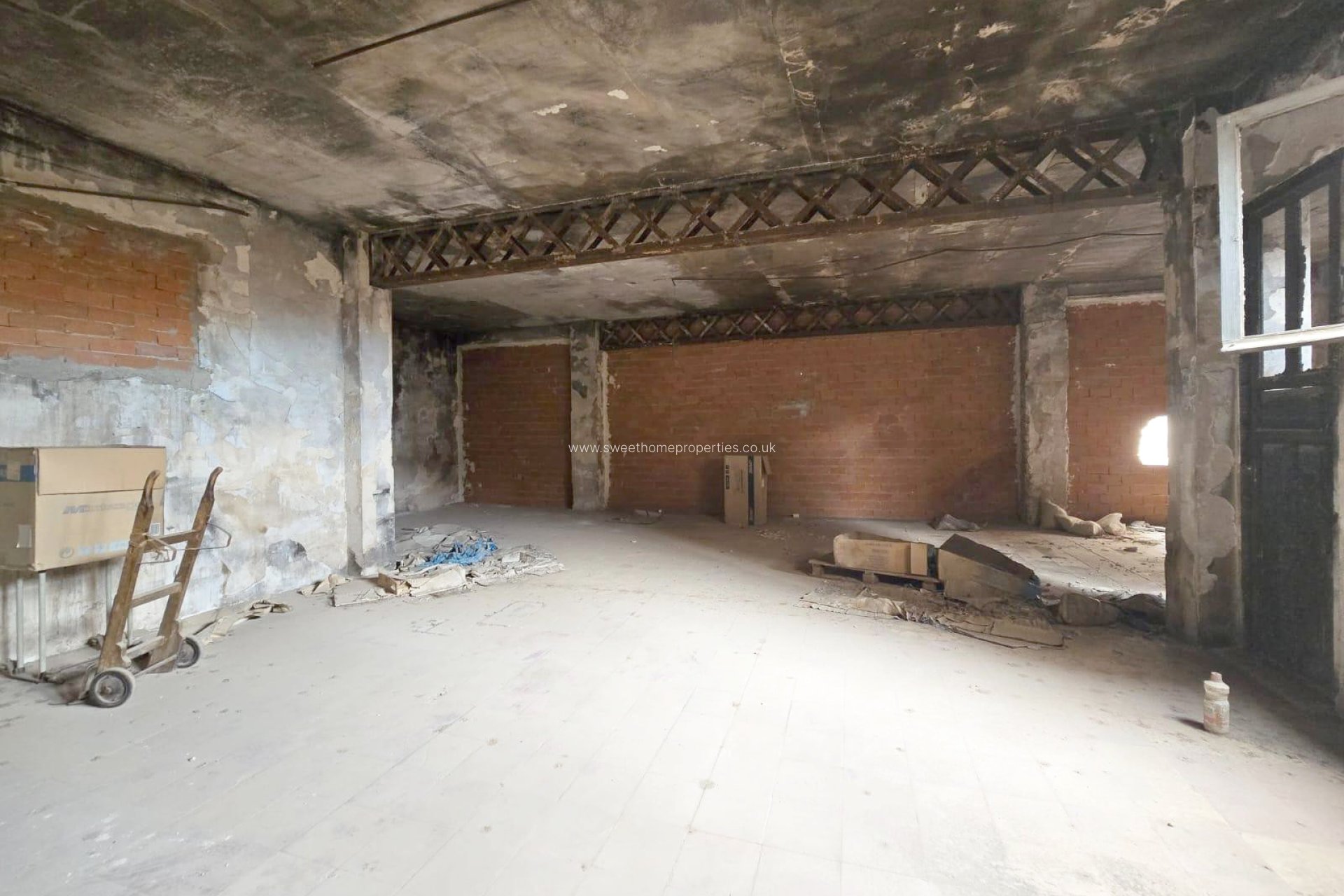 Resale - Commercial - Aspe