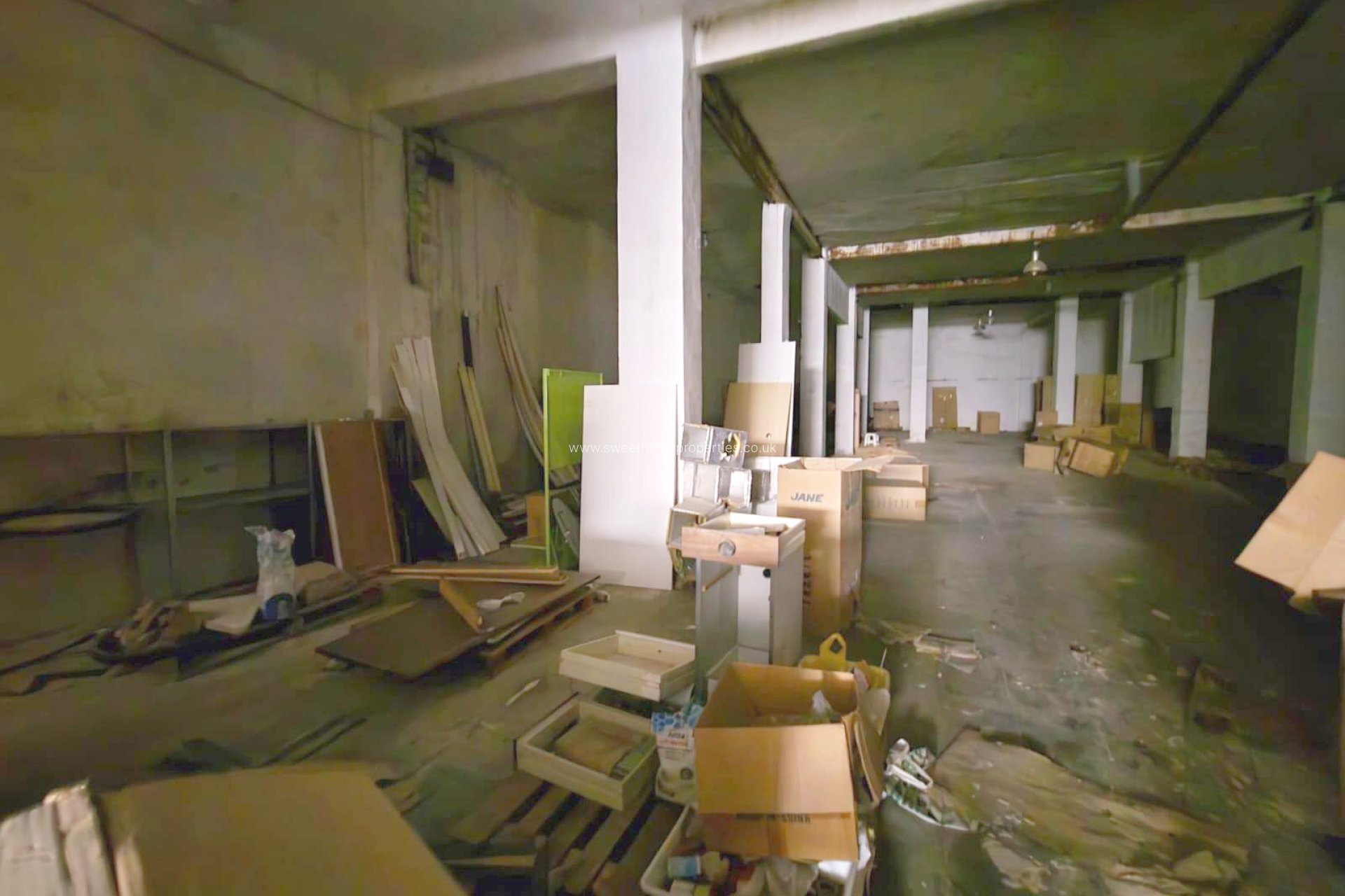 Resale - Commercial - Aspe