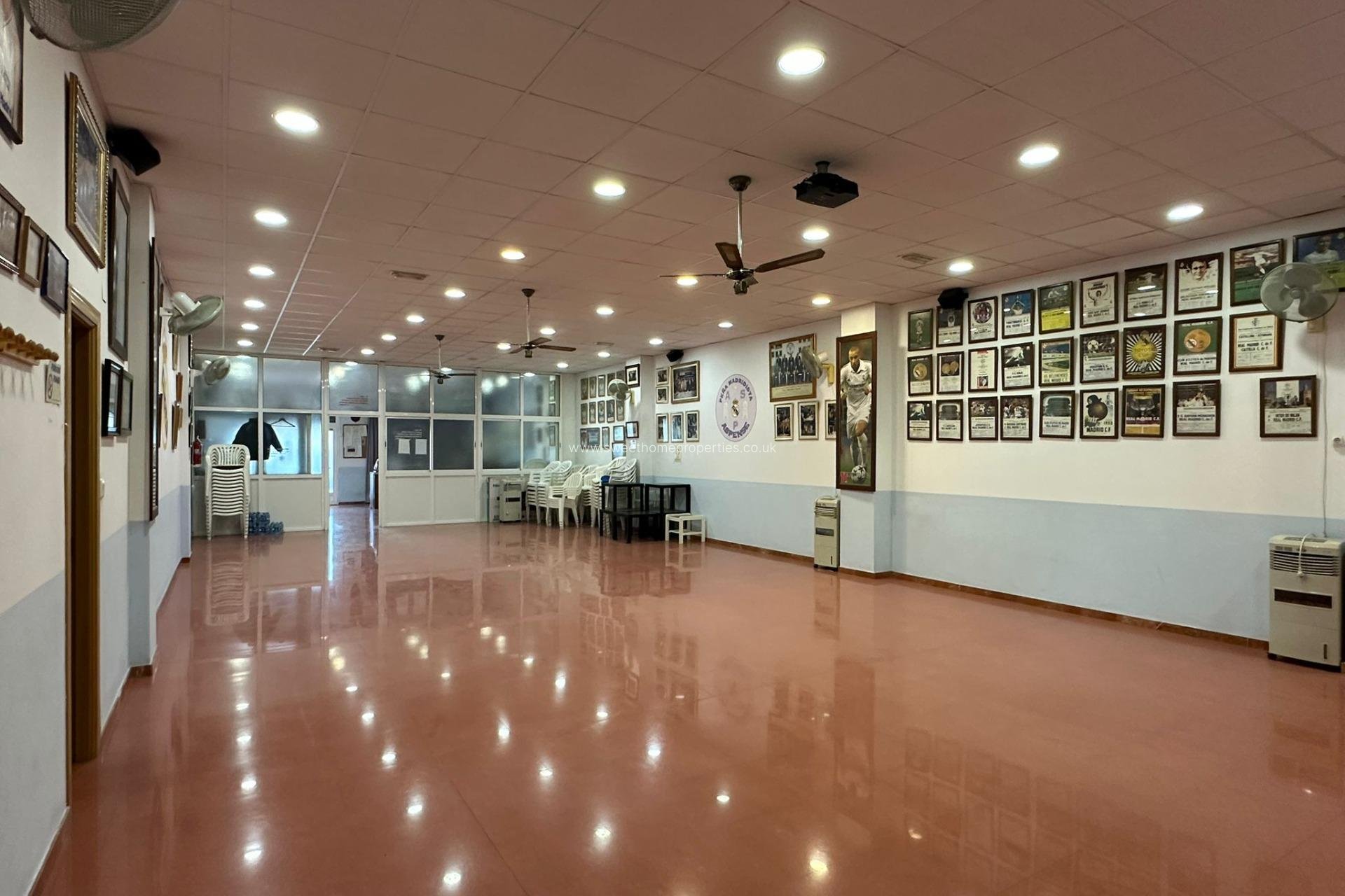 Resale - Commercial - Aspe