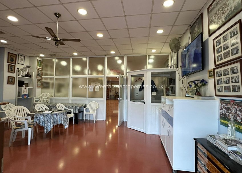 Resale - Commercial - Aspe